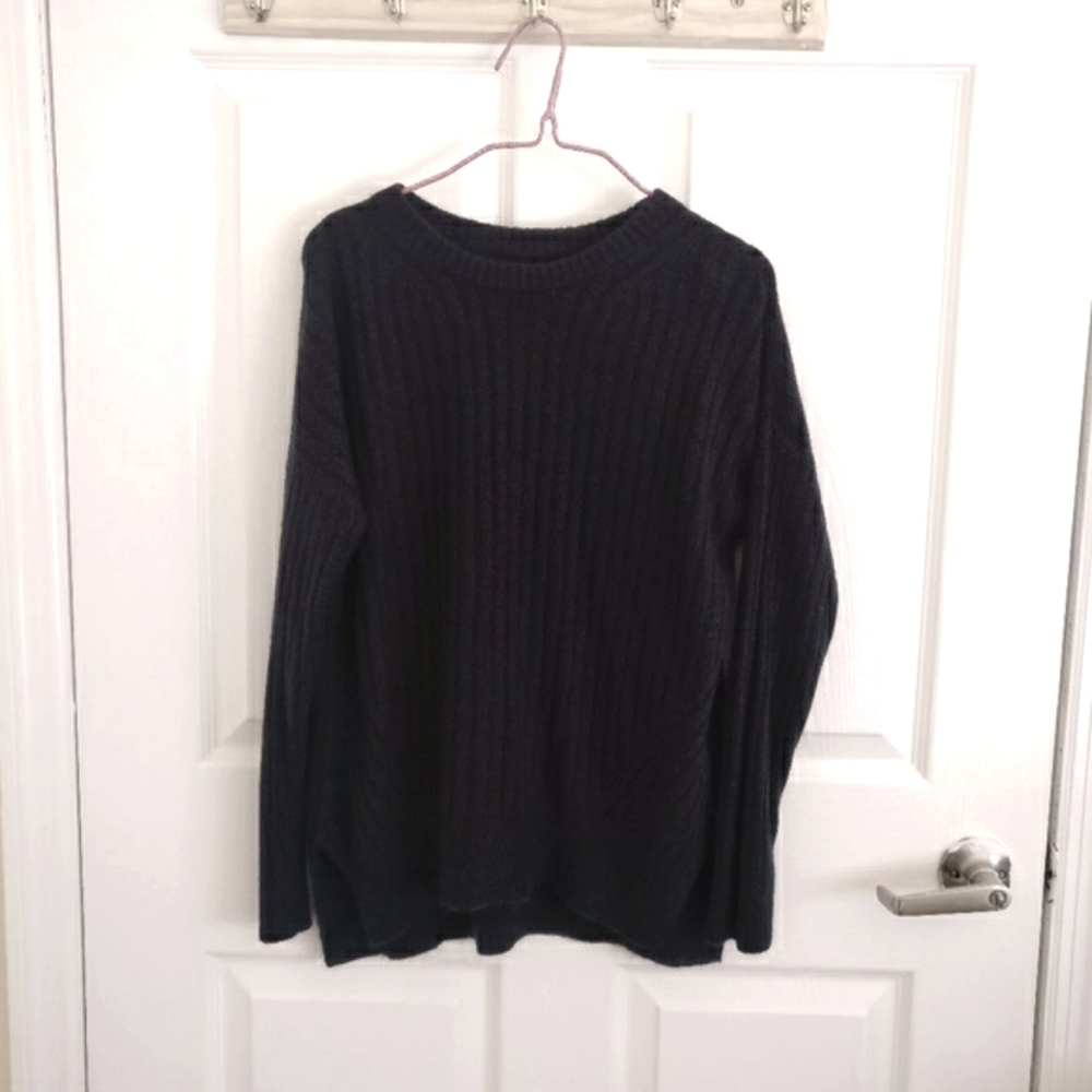 A&F Ribbed Pullover Sweater XS Navy